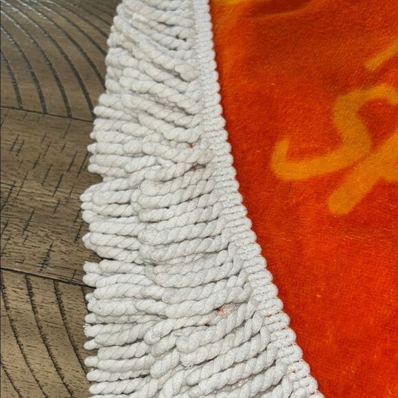 A Taste of Italy 🇮🇹 Aperol Spritz 🥂 Neon Orange and White Fringed Beach 🏖️ Towel - Picture 12 of 17